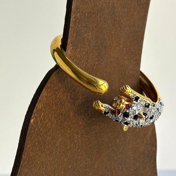 Vintage Leopard Head Bracelet, Hinged Gold Tone Bangle, Figural Cat Jewelry, Red - Picture 2 of 12